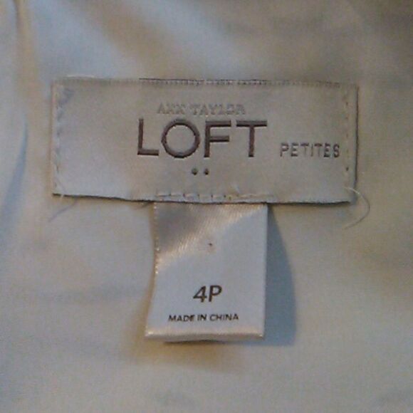 Ann Taylor Loft - Picture 8 of 12